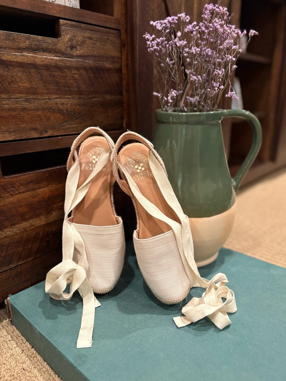 Vince Camuto VP- Bonelle Cream Lace-Up Espadrille Flats Size 9 NWOT - Picture 5 of 6